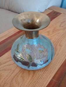 lot 8 image: Handmade Brass Vase