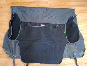 lot 16 image: Kurgo Dog Car Seat Cover
