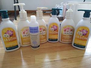 lot 62 image: 6 Jason Brand Bodywash And 1 Plantlife Bodywash - 4 New, 3 Partial