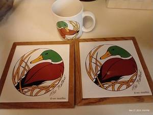 lot 166 image: Marino 85 The Mallard - Two Trivets And One Mug