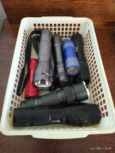 lot 214 image: Nice Lot Of Flashlights