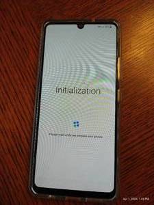 lot 253 image: Samsung Galaxy A4 25G - Powers On