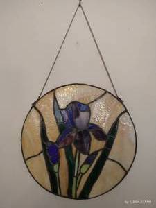 lot 258 image: 16 Stained Glass Iris Hanging