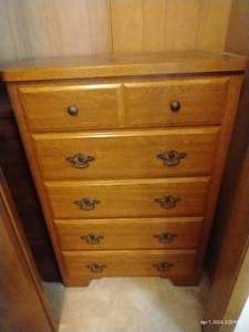 lot 261 image: Very Sturdy 5-Drawer Dresser - 47 High x 32.5 Wide x 18 Deep - Excellent Condition