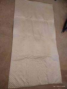 lot 289 image: Padded Magnetic North Brand Bedding Underlay - 70 x 36