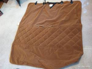 lot 290 image: Orvis Large Kennel Cover - Tan Suede