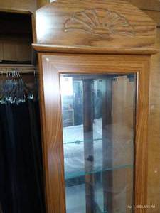 lot 351 image: Lighted Wood And Glass Curio Cabinet - 4 Shelves - 75.25 High x 15.5 Wide x 13.5 Deep