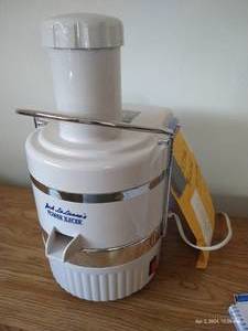 lot 364 image: Jack La Lannes Power Juicer