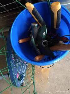 lot 451 image: Bucket of Sprinklers, Garden Tools, Flower Supports & Kneeling Pad