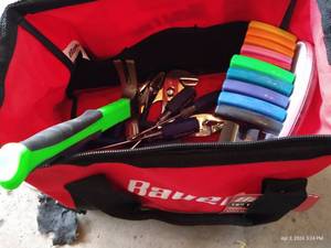 lot 483 image: Bauer Tool Bag w Misc Tools