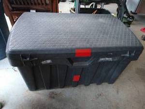 lot 497 image: Contigo Heavy Duty Storage Chest
