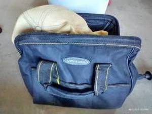 lot 501 image: Voyager Tool Bag w Contents
