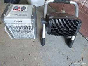 lot 520 image: Two Space Heaters