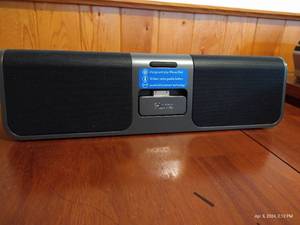 lot 527 image: iHome Docking Station