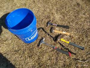 lot 607 image: Bucket Of Tools - Hammers, Mallet, Crowbar