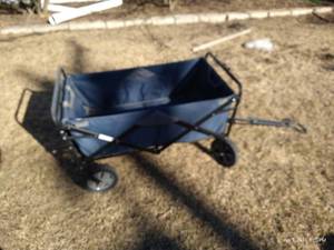 lot 624 image: Collapsible Wagon - 35 x 19
