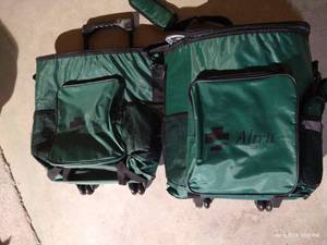 lot 647 image: Two Rolling Cooler Bags