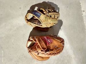 lot 649 image: Catchers Mitt & Baseball Glove