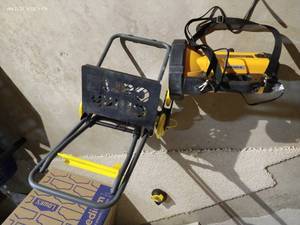 lot 650 image: Sport Spot Light & Climb Cart