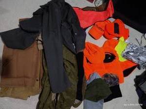lot 701 image: Nice Hunting & Sporting Clothing Lot
