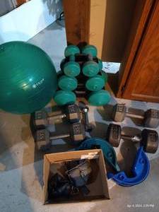 lot 711 image: Huge Exercise & Weight Lot