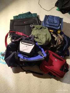 lot 746 image: Duffel & Travel Bag Lot