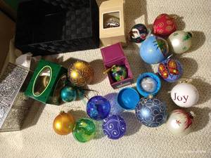 lot 761 image: Glass Christmas Ornament Lot