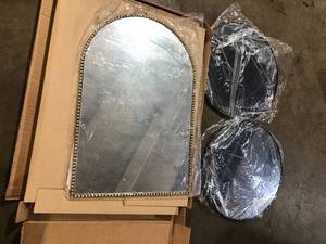 Lot of Assorted Mirrors Various Models and Conditions   Customer Returns See Pictures