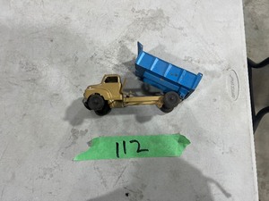 STRUCTO DUMP TRUCK