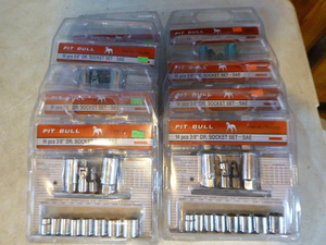 lot 26 image: 8 Pit Bull 14 Piece 38 Drive Socket Sets SAE