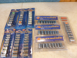 lot 31 image: 10 Socket Sets