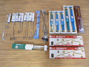 lot 54 image: Towel Bars