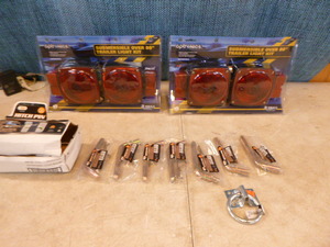 lot 67 image: 2 Optronics Submersible Over 80 Trailer Light Kits