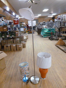 lot 125 image: 3 Lamps