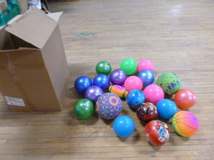 lot 186 image: Lot of Bouncing Balls