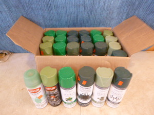 lot 204 image: 25 Cans of Spray Paint