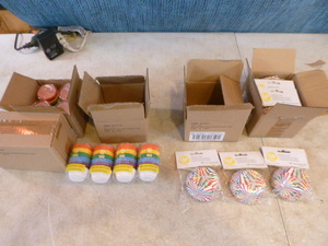lot 216 image: Cupcake Baking Cups