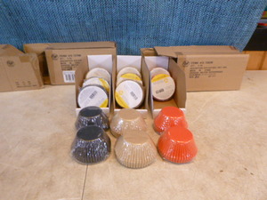 lot 223 image: Cupcake Baking Cups