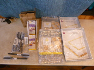 lot 227 image: Baking Items