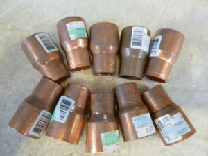 lot 264 image: 10 Copper Fittings