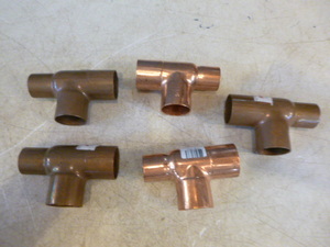 lot 265 image: 5 Copper Fittings