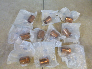 lot 267 image: 10 Copper Fittings