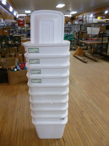 lot 175 image: 10 Life Form Styrofoam Cooler with Lids