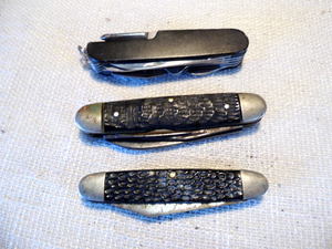 Assorted Collectable Knives