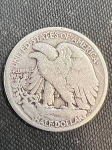 1917 US WALKING LIBERTY HALF DOLLAR