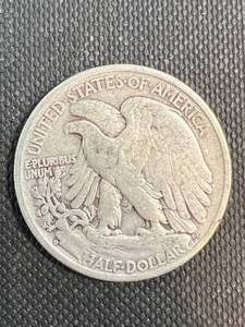 1942-D US WALKING LIBERTY HALF DOLLAR