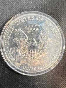 2002 AMERICAN SILVER EAGLE 1 TROY OZ .999 FINE SILVER IN AIRTITE