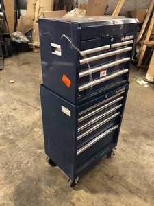 lot 41 image: Husky 27 in. 10-Drawer Blue Tool Chest Combo    Customer Returns See Pictures