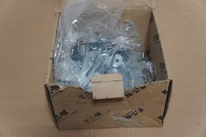 Eaton B2002ZN 34 Thinwall Conduit Clamps