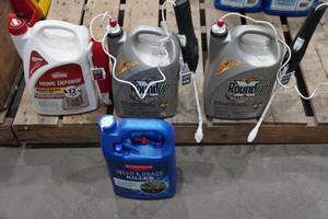 Home and Yard Chemicals - Full Jug of BioAdvanced